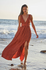 Tesni Pleated Maxi Dress