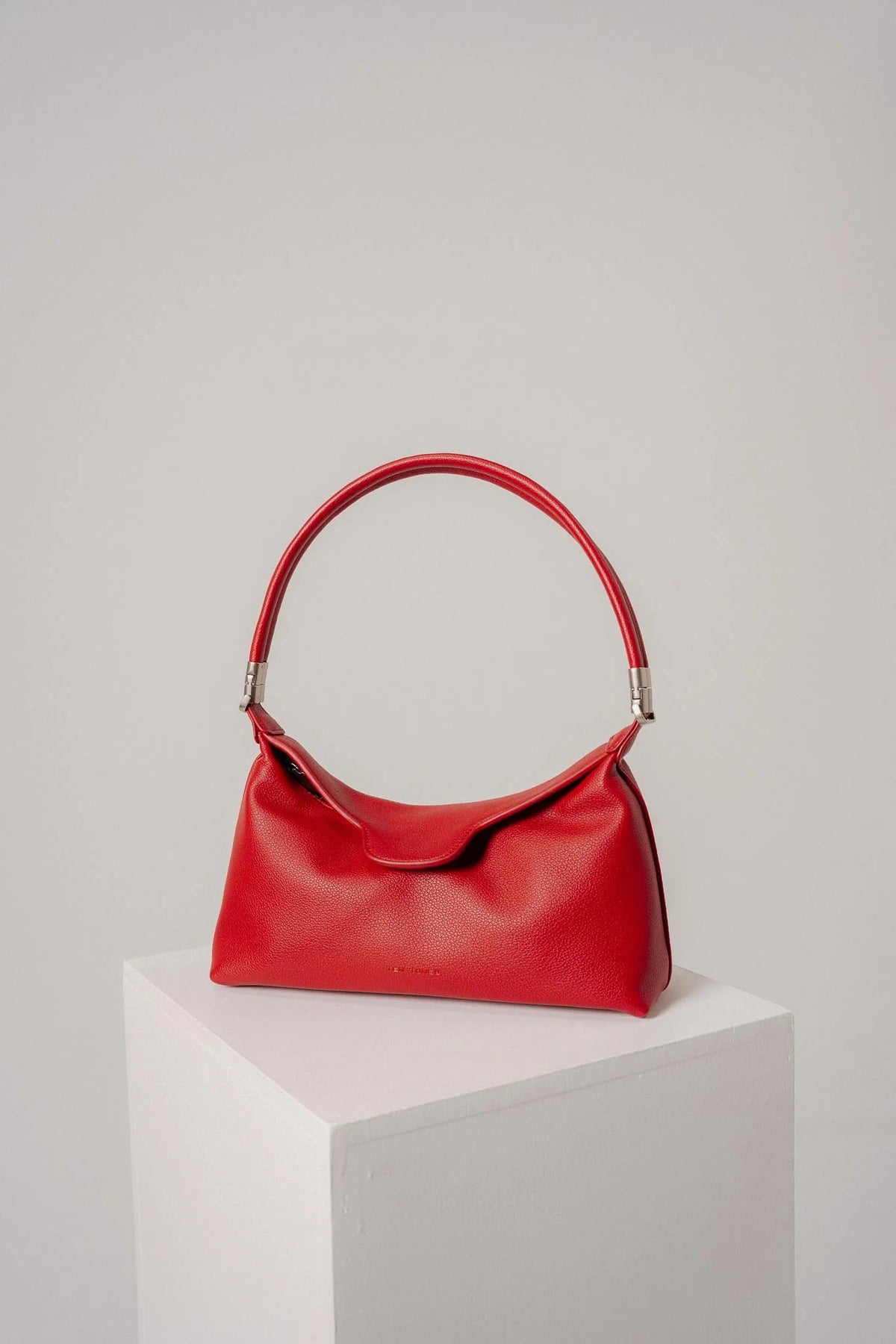 TEN TONES Aurelia Hobo Bag Red