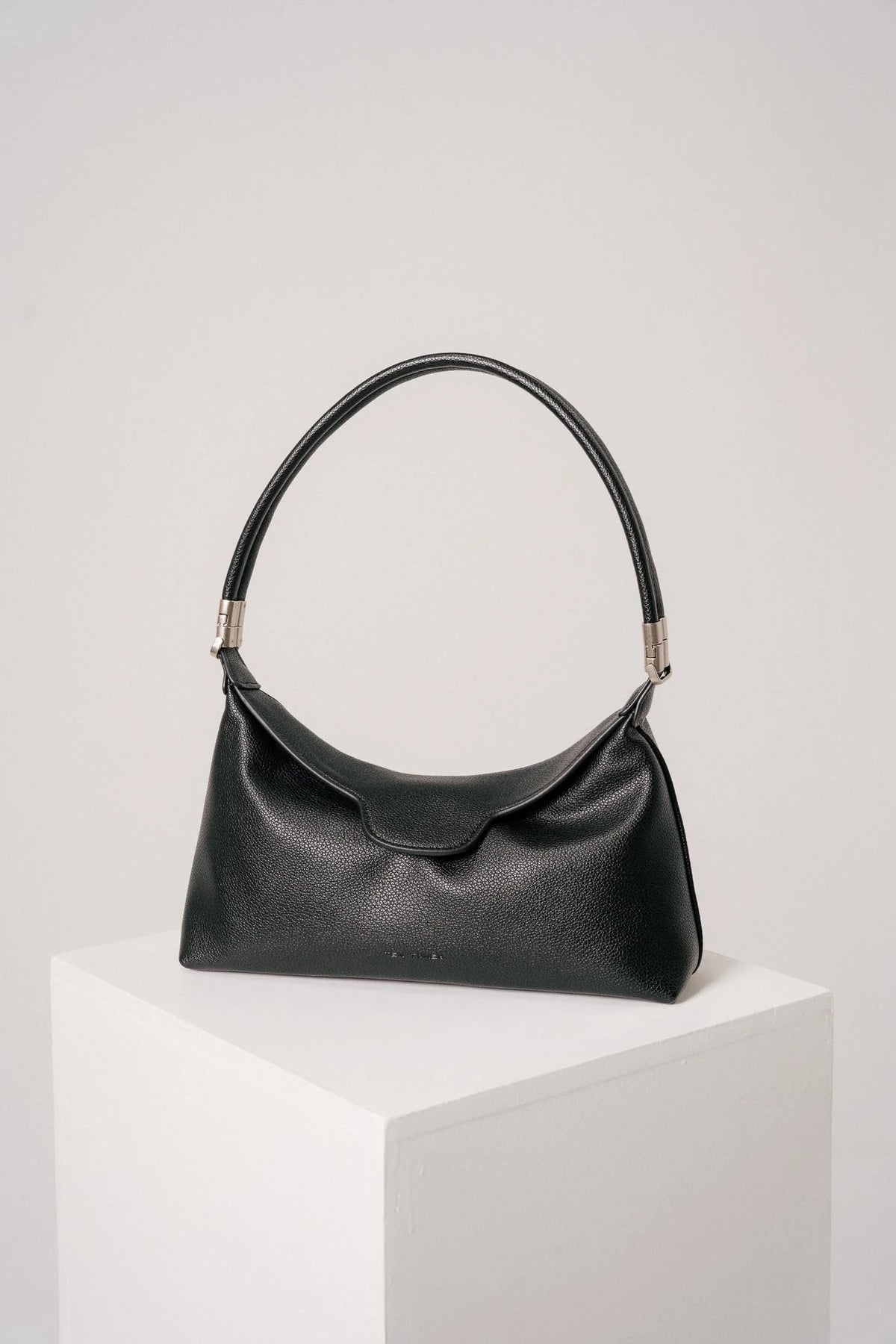 TEN TONES Aurelia Hobo Bag Black