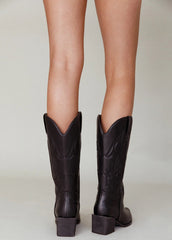 THERAPY Ranger Boot Grape