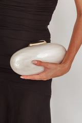 Nialah Oval Clutch Pearl